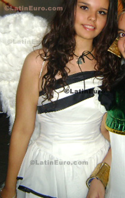 Date this voluptuous Mexico girl Mariana from Tehuacan N-1032