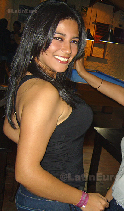 Date this stunning Peru girl Ana from Chiclayo N-1355