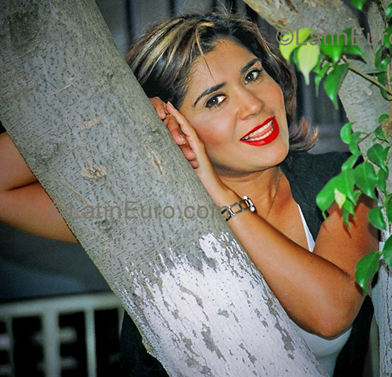 Date this lovely Mexico girl Nancy- from  N-275
