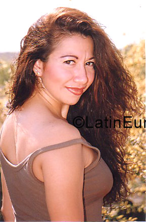 Date this voluptuous Any Country girl Maribel from  N-448