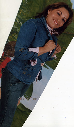 Date this sensual Venezuela girl Zoraya from  N1709