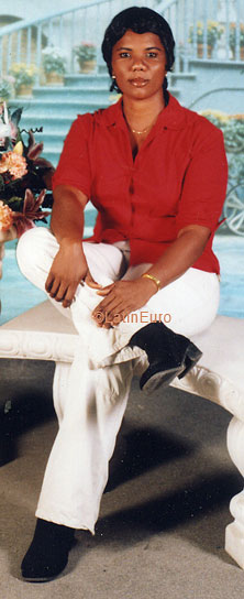 Date this young Jamaica girl Beverly from  N2268