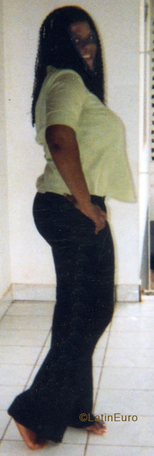 Date this nice looking Jamaica girl Tracey from Manchester N2279