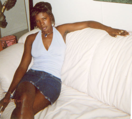 Date this happy Any Country girl Gail from  N2348