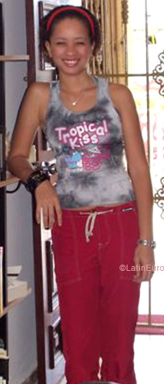 Date this cute Mexico girl Leonor from Santo Domingo N2352