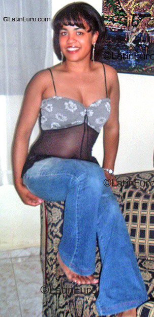 Date this beautiful Any Country girl Ana from  N252