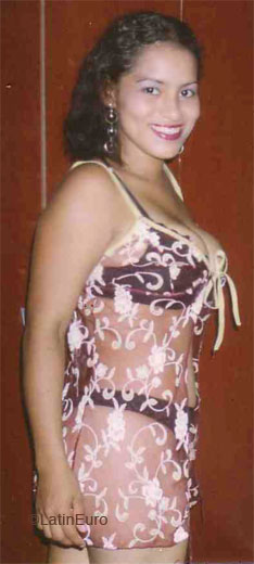 Date this pretty Panama girl Ester from  N2521