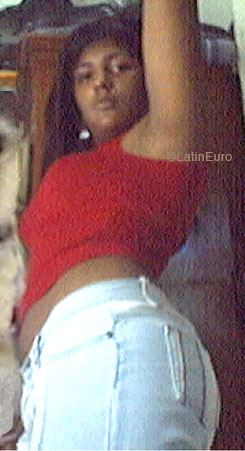 Date this gorgeous United States girl Santimer from Danbury N3027