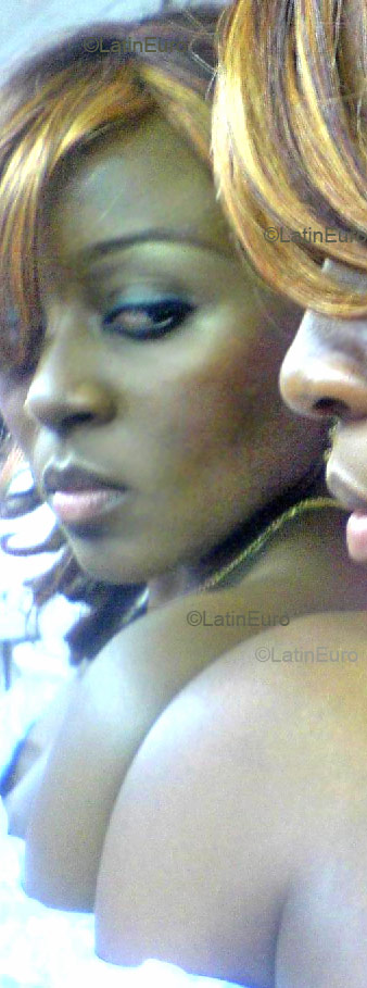 Date this foxy Any Country girl Aisha from  N310