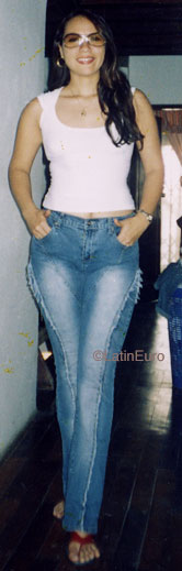 Date this attractive Panama girl Daniela from  N3313