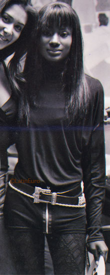 Date this hot France girl Gatienne from  N3387