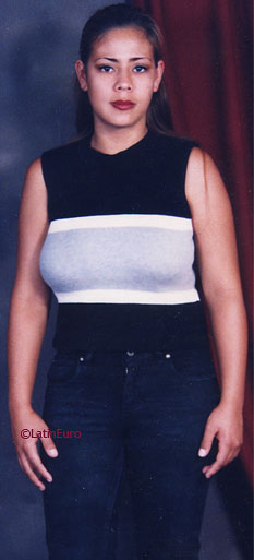 Date this good-looking Honduras girl Sandra from Tegucigalpa N3415