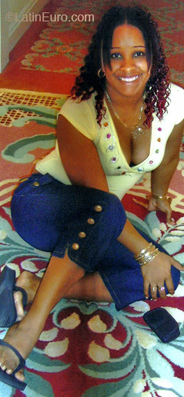 Date this hard body Panama girl Kathia from  N356