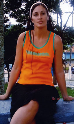 Date this nice looking Brazil girl Veronica from SANTA ISABEL B6519