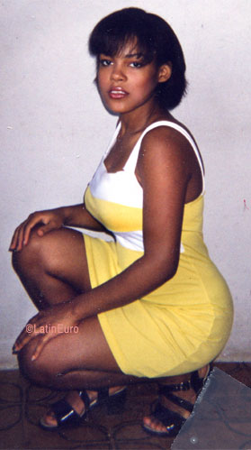 Date this lovely Brazil girl Glilda from SALVADOR B7391