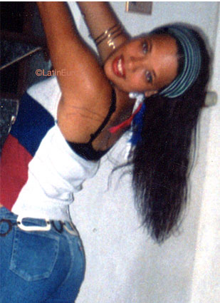 Date this good-looking Brazil girl Maria from RECIFE B8389