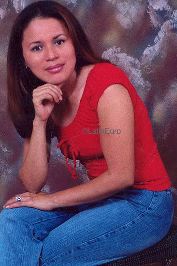 Date this delightful Honduras girl Vilma from Choloma N3902