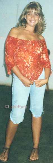 Date this funny Brazil girl Annabel from BRASILIA B9888