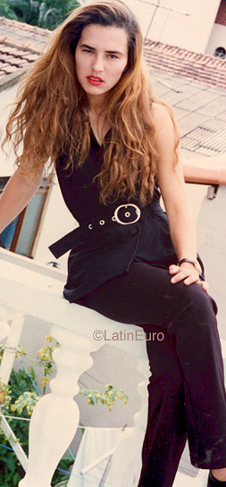 Date this lovely Brazil girl Dulaneia from ARAUJOS B9900