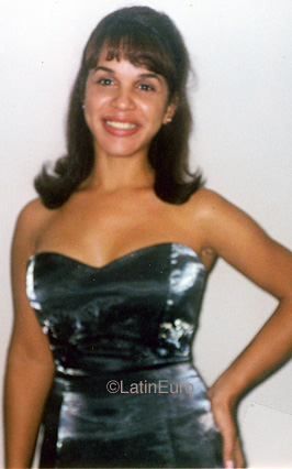 Date this voluptuous Brazil girl Flavia from GOIANIA B9916