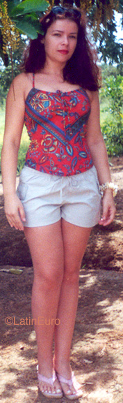 Date this sensual Brazil girl Semone from GOIANIA B9960