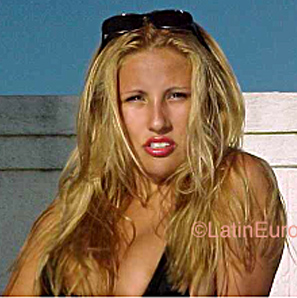 Date this good-looking Brazil girl Etelvina from  B9730