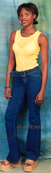 Date this delightful Any Country girl Magolie from  N3787