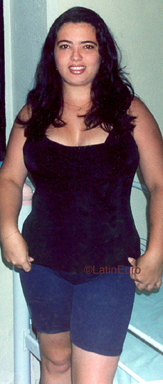 Date this nice looking Brazil girl Thatiana from FORTALEZA B9801