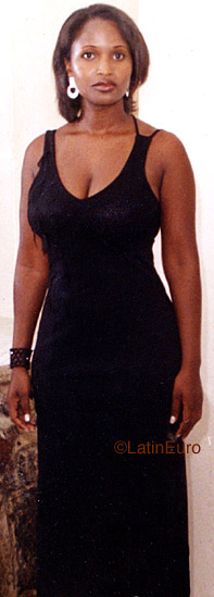 Date this tall Brazil girl Angela from BETIM B9714