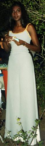 Date this sensual Brazil girl Cristiane from  B9654