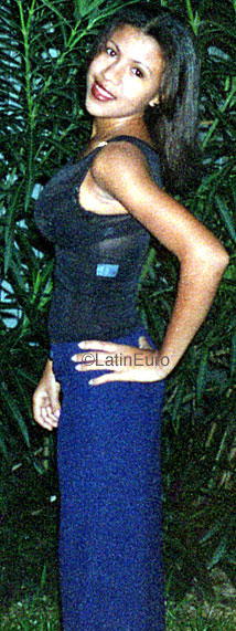 Date this delightful Brazil girl Lucia from JABOATAO B9557