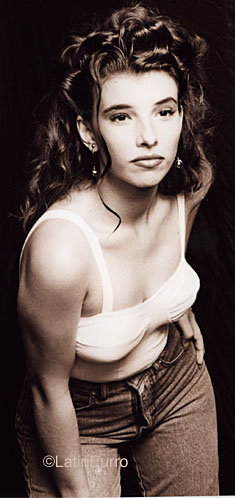 Date this delightful Brazil girl Adriana from SAO PAULO B9431