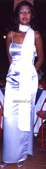 Date this sultry Brazil girl Denise from CUIABA B9418