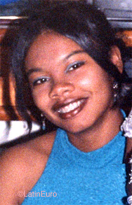 Date this good-looking Brazil girl Erica from  B9353