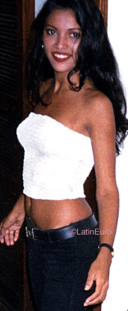 Date this tall Brazil girl Maria from PARAUAPEBAS B9436