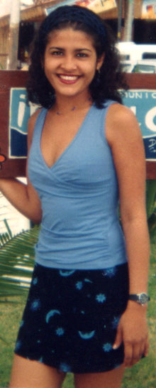 Date this happy Brazil girl Priscila from MACAPA B9337