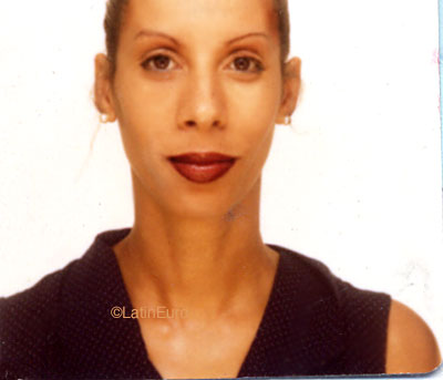 Date this delightful Brazil girl Adriana from SAO PAULO B9072