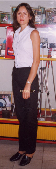 Date this lovely Brazil girl Tania from ARACAJU B9078