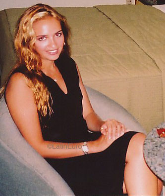 Date this beautiful Brazil girl Marisa from  B9063