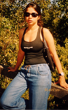 Date this happy Brazil girl Ana from BELEM B8948