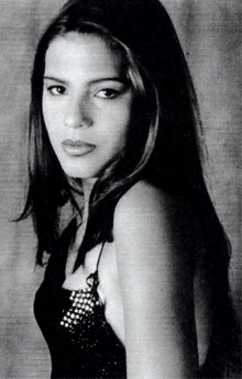 Date this attractive Brazil girl Leidiane from SANTO AMARO B8932