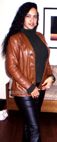 Date this beautiful Brazil girl Paola from JUIZ DE FORA B8860