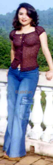 Date this delightful Brazil girl Sandra from CURITIBA B8909