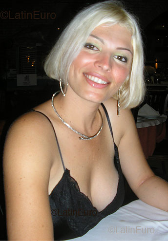 Date this beautiful Brazil girl Denise from MACEIO B4016