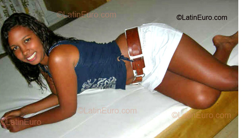 Date this nice looking Brazil girl Tania from Sao Goncalo BR57