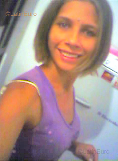 Date this funny Brazil girl Alessandra from Campo Grande BR93