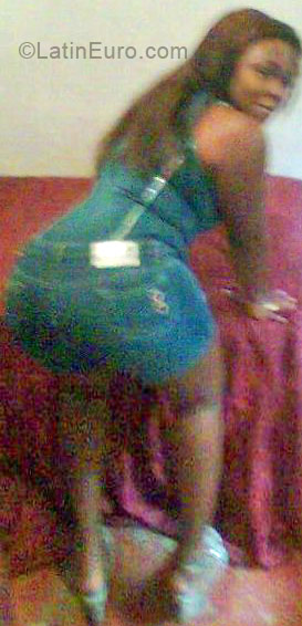 Date this hard body Brazil girl Denise from Rio De Janeiro BR238