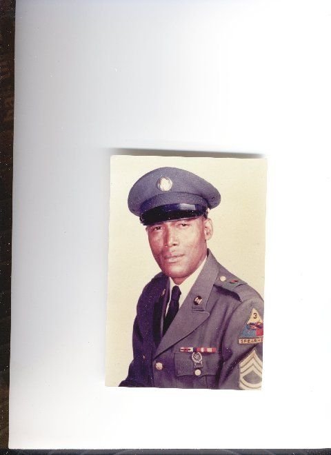 Date this sultry United States man Gaines7 from Wilmington US385