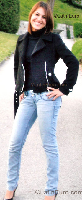 Date this stunning Brazil girl Alessandra from Belo Jardim BR286