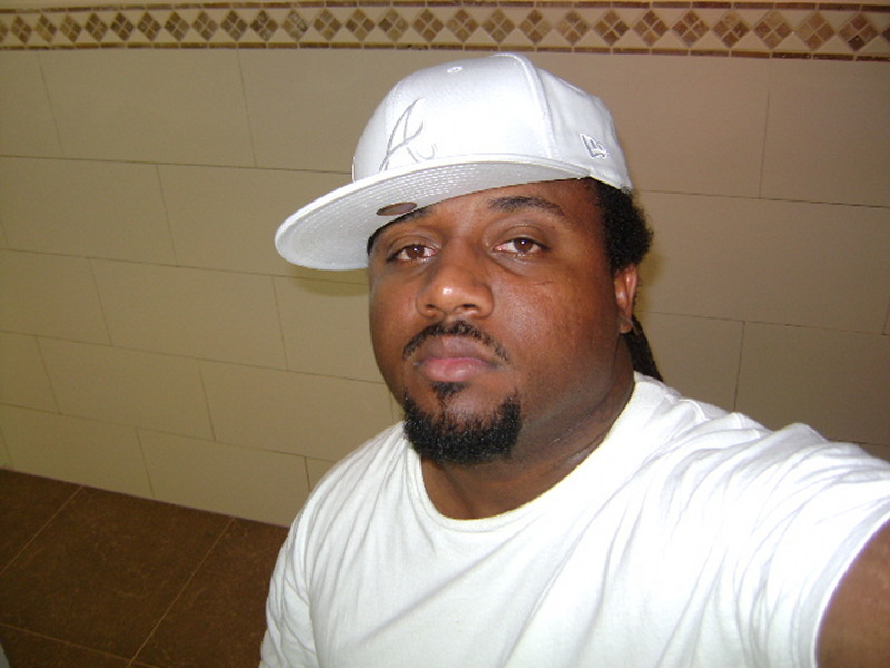 Date this delightful United States man Soul_Food_ from Jacksonville US561